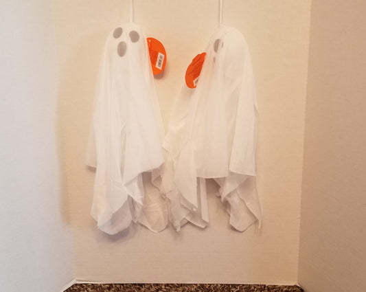 2 Flying Halloween Ghosts